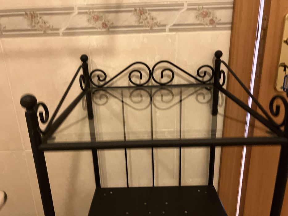 Prateleiras Ferro e Vidro