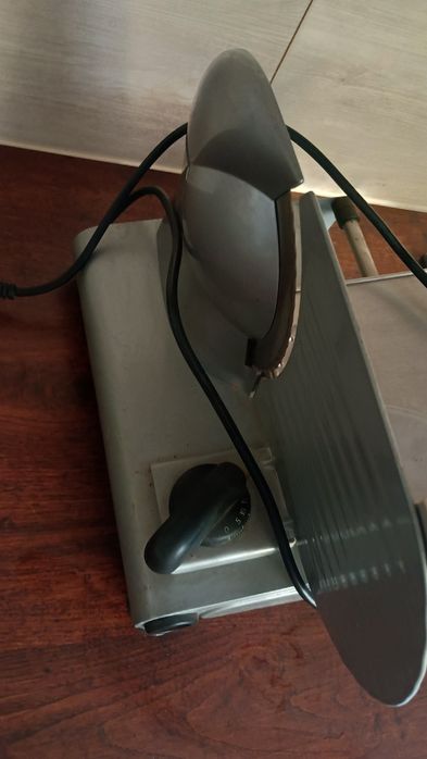 Krajalnica do wędlin/chleba