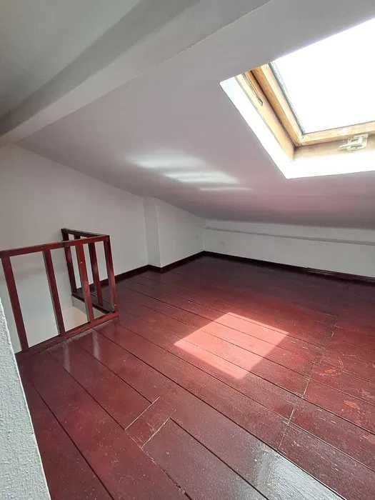 T-3 Equipado/mobilado+ PÁTIO. Centro Lisboa. Oportunidade: Só renda + caução.