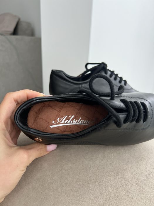 Нові шкіряні туфлі для злопчика 23 см ( 36 розмір) натуральна шкіра