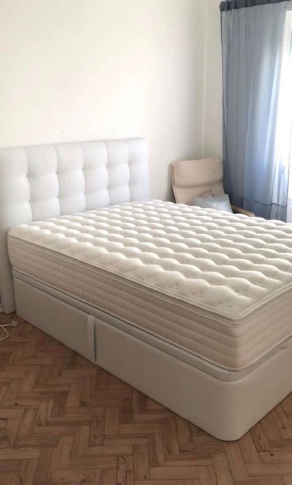 Cabeceira + sommier + colchão 200cm x 150cm