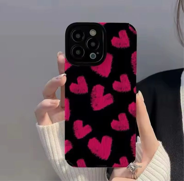 Гарні чохли  на iphone 15 pro max