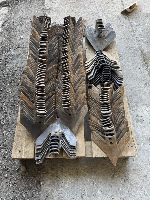 Лапи культиватора стрілки