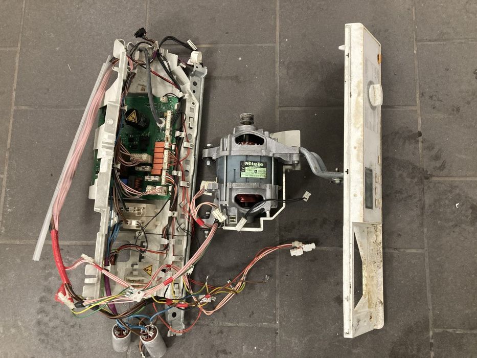 silnik pralka MIELE plus elektronika