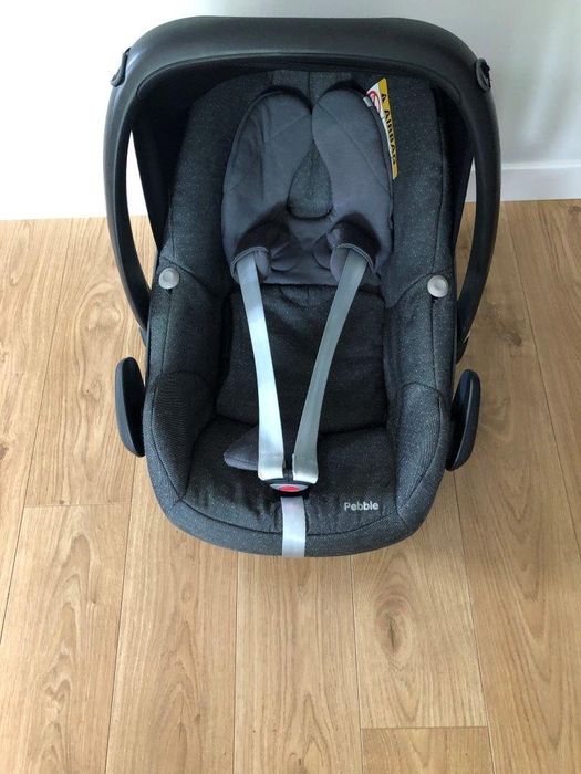 fotelik maxi Cosi pebblePlus + baza ISOFIX 2 WayFix