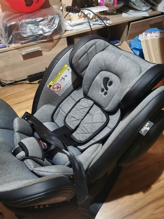 Sprzedam fotelik samochodowy