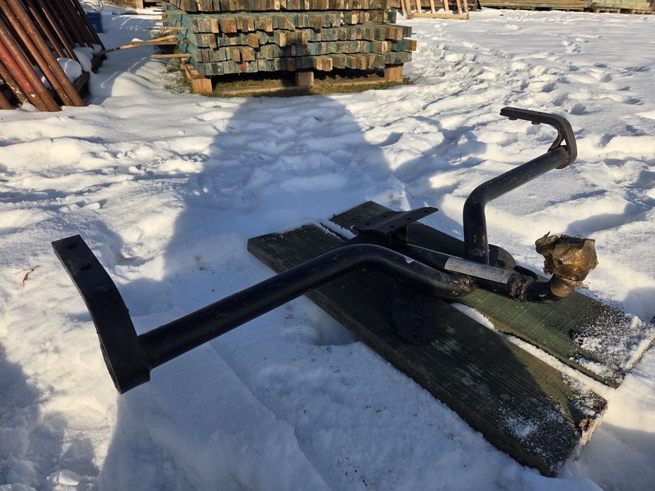 Hak do samochodu Polonez