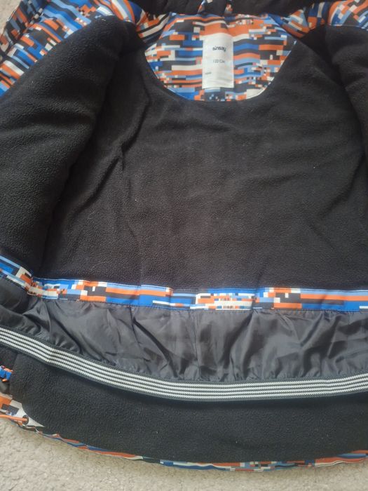 Kurtka 122 zimowa sinsay chlopieca stan bdb