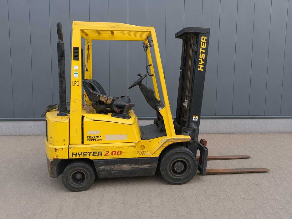 Wózek widłowy Hyster H2.00XMS – 2004 r. | Udźwig 2 t | Przesuw boczny