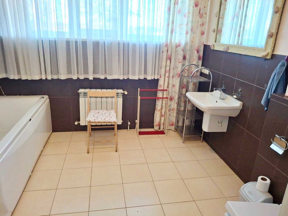 Продам будинок на березі водосховища. с. Гавронщина