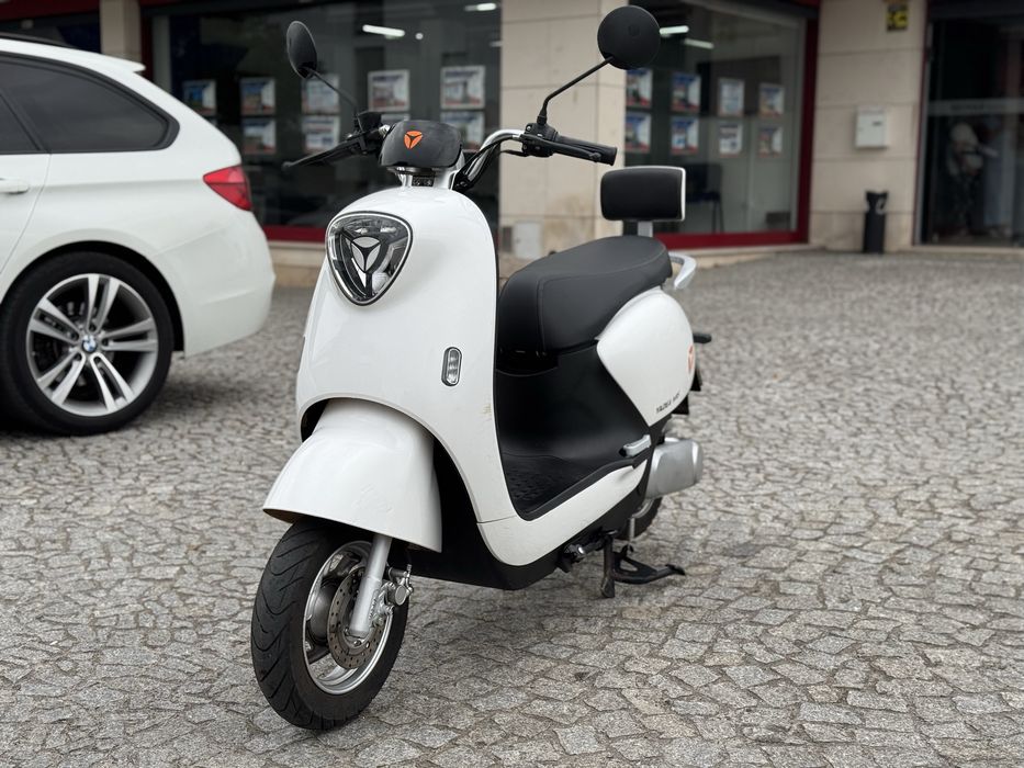 Scooter Yadea M6 100% eletrica - 23