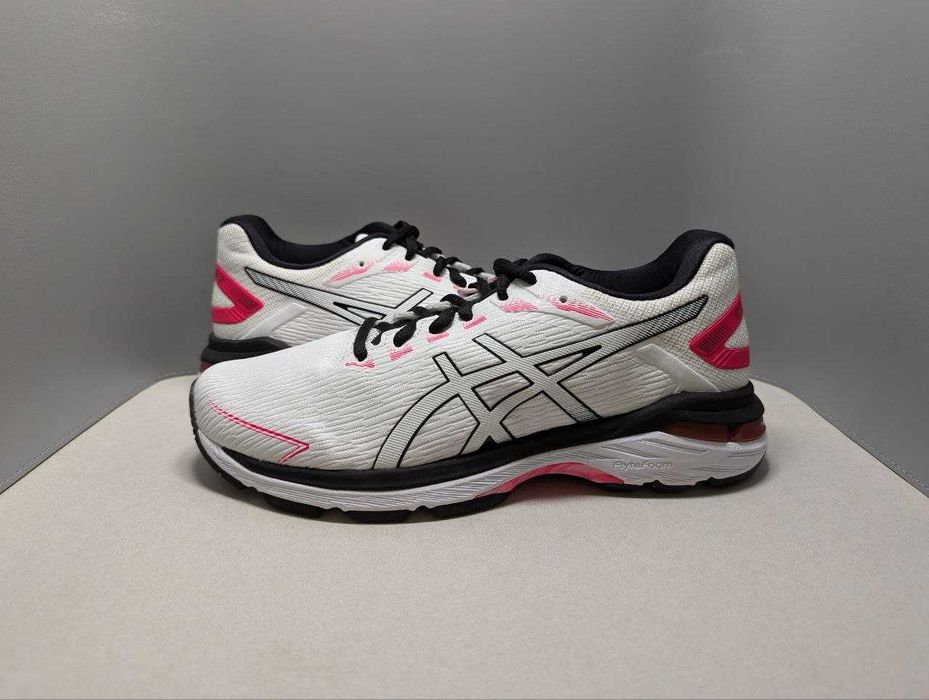 Жіночі кросівки для бігу Asics Gt-2000 1012a516-100 розмір US 7 EU 38