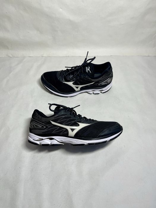 Бігові кросівки Mizuno Wave Rider 20 розмір 42 27 см в ідеалі