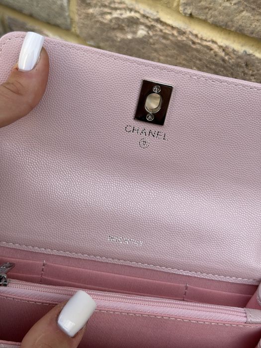 Рожева сумочка Chanel