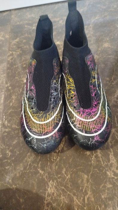 Бутси 38розмір в ідеальному стані