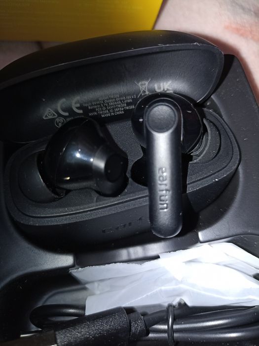 Беспроводные наушники EarFun Air Life