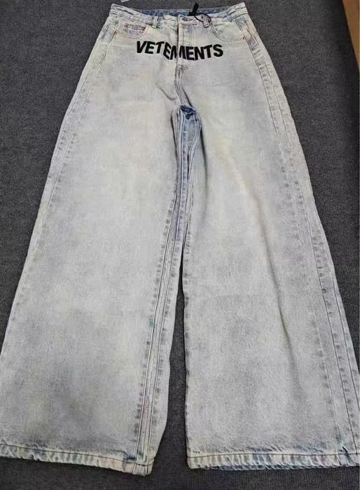 Джинси Vetements