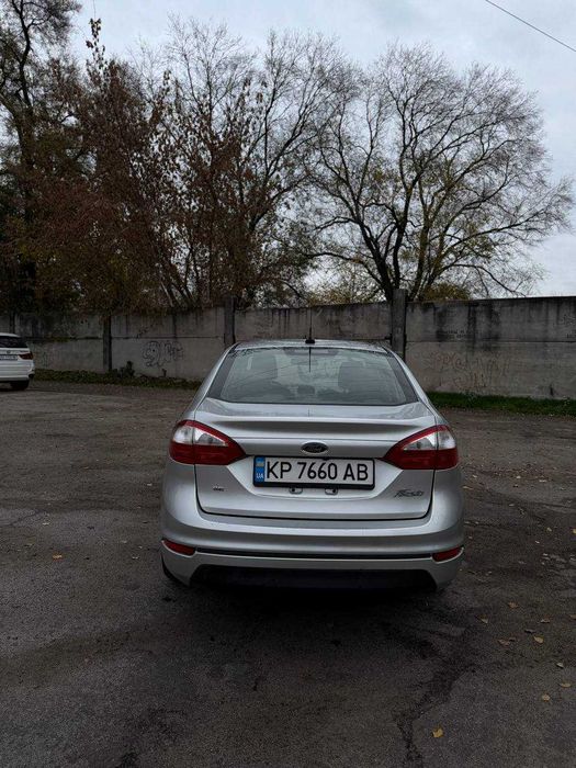 Форд фієста 2019