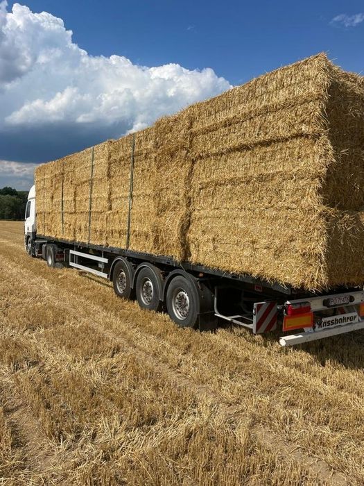 Słoma na sprzedaż, transport