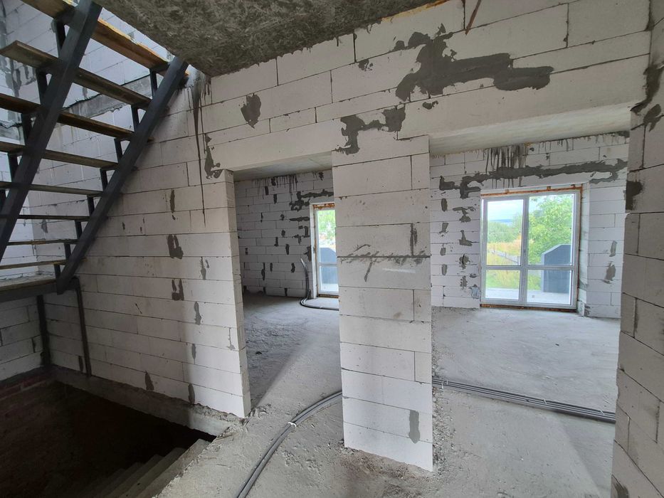 Продам таунхаус Нові Петрівці, вул. Межигірська 185.