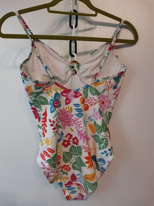 Strój kąpielowy jednoczęściowy Baden rozm 34B , kwiaty, kolory