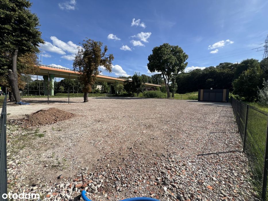 Teren przy sądzie rejonowym, ogrodzony, utwardzony 1800 m² - Widok 3