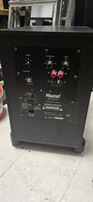 Sprzedam subwoofer marki magnat