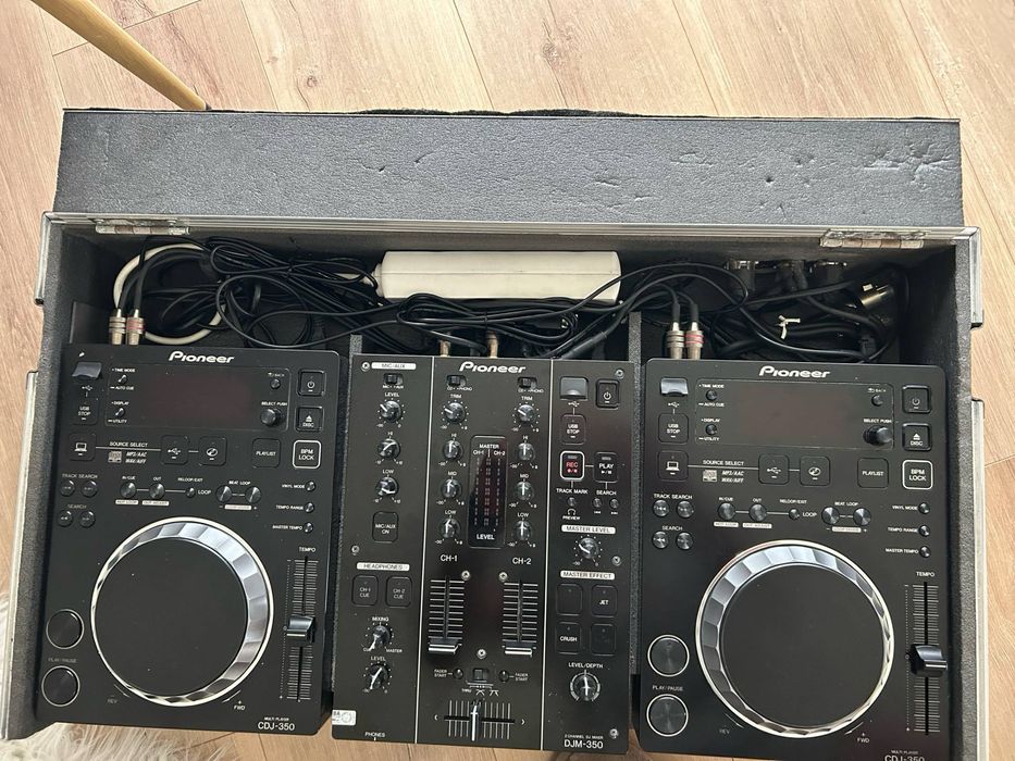 Pionieer CDJ 350 +DJM350 Case