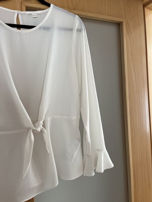 Blusa branca de seda