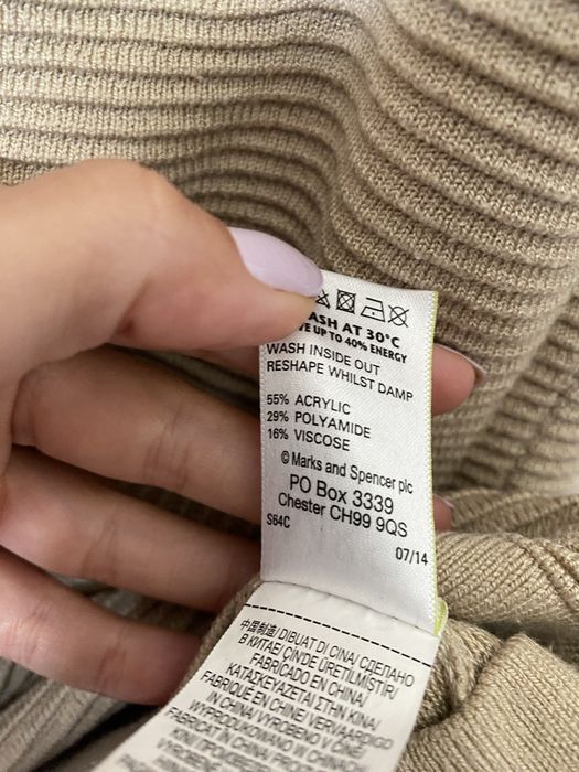 Dzianinowa sukienka Marks&Spencer