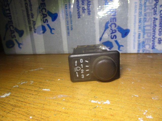 Botão / interruptor de luzes NISSAN Patrol GR V Wagon (Y61)