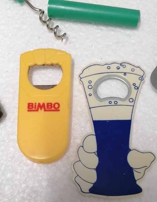 Abre cápsulas e saca rolhas, lote todo por 7€