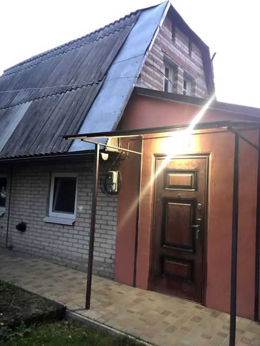 Здається будинок в тихому районі міста