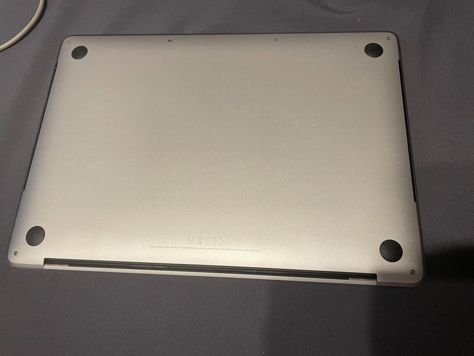 Macbook Pro 13 i7 3.5GHz / 16GB / 512GB / TouchBar / Nowa Bateria