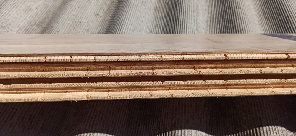 Паркетная доска, дуб б.у. в хорошем состоянии