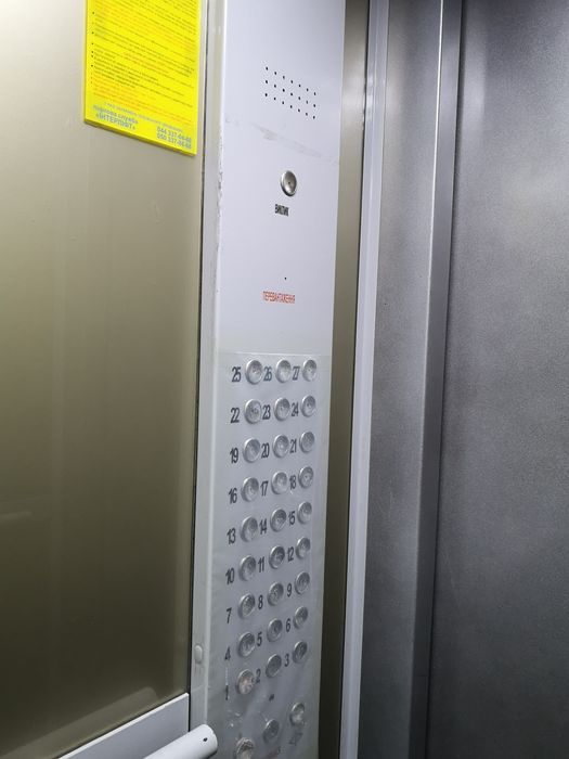 3комн квартира, Ахматовой 13, видовая, с мебелью