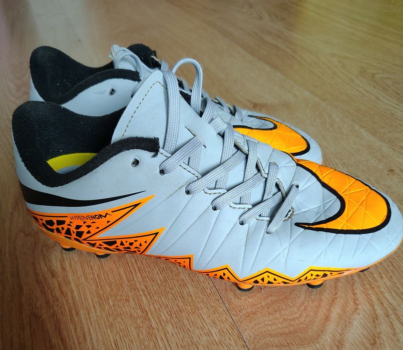nike hypervenom - Купити футбольне екіпірування - Ціна на OLX.ua