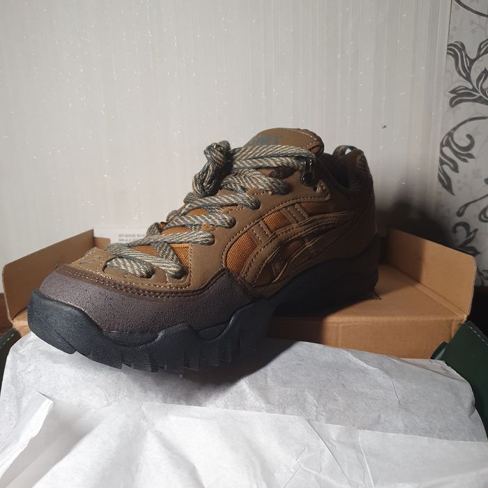 АКЦІЯ Чоловічі кросівки ASICS Gel-Pickax “Modern Safari Brown”, розмір