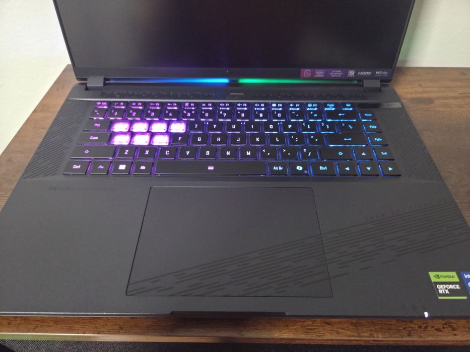 Laptop Aorus16x jak nowy