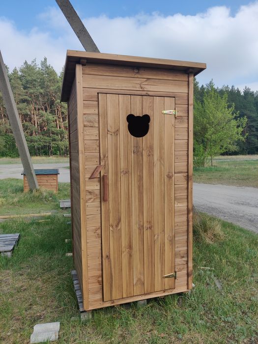 Туалет садовий дерев'яний