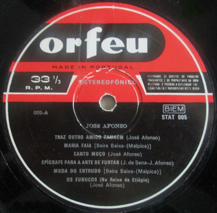 José Afonso	- - - - -		Traz Outro Amigo Também	- - - - -	LP