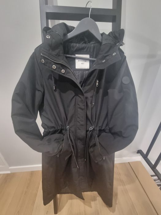 Czarna parka Diverse damska M