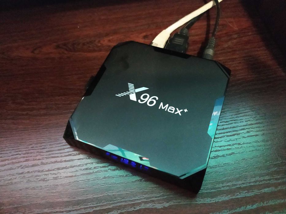комплект ТВ Андроид приставка X96 Max Plus 4/64 GB+Гироскопический пульт Air Mouse G10