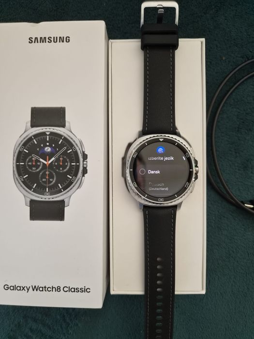 Smartwatch męski SAMSUNG GALAXY WATCH8 CLASSIC 46mm Czarny L500