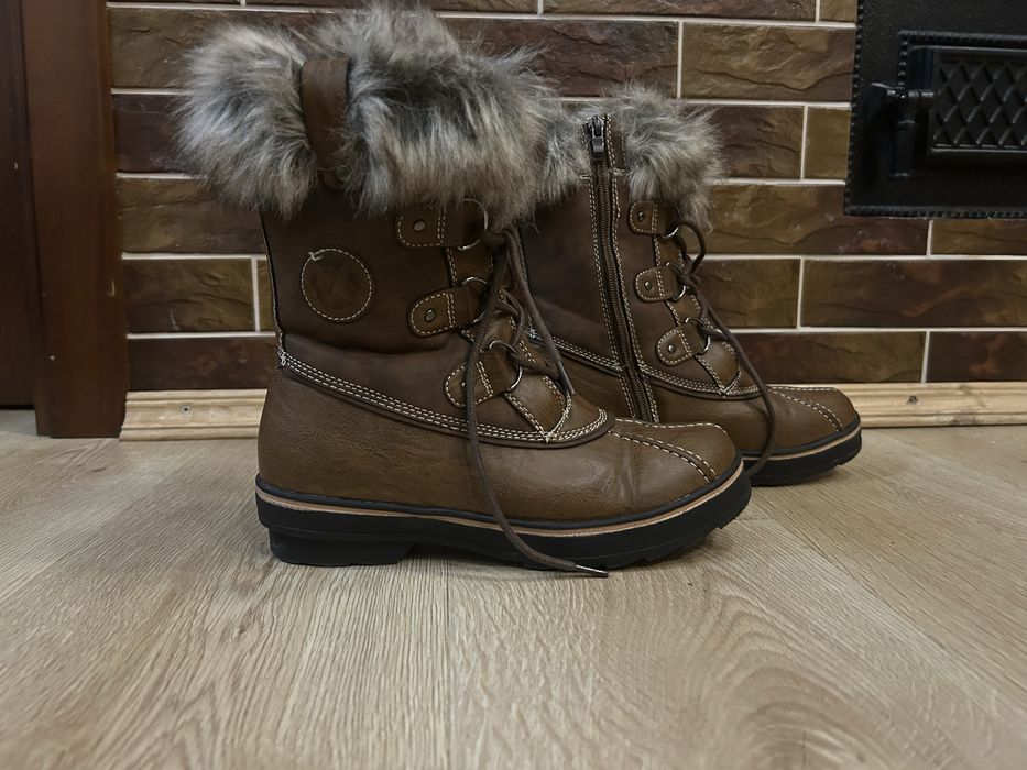 Жіночі чобітки Kimberfeel. 38 розмір.