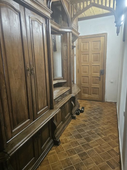 СДАМ ПОСУТОЧНО2к.в центре в парке Бабаева