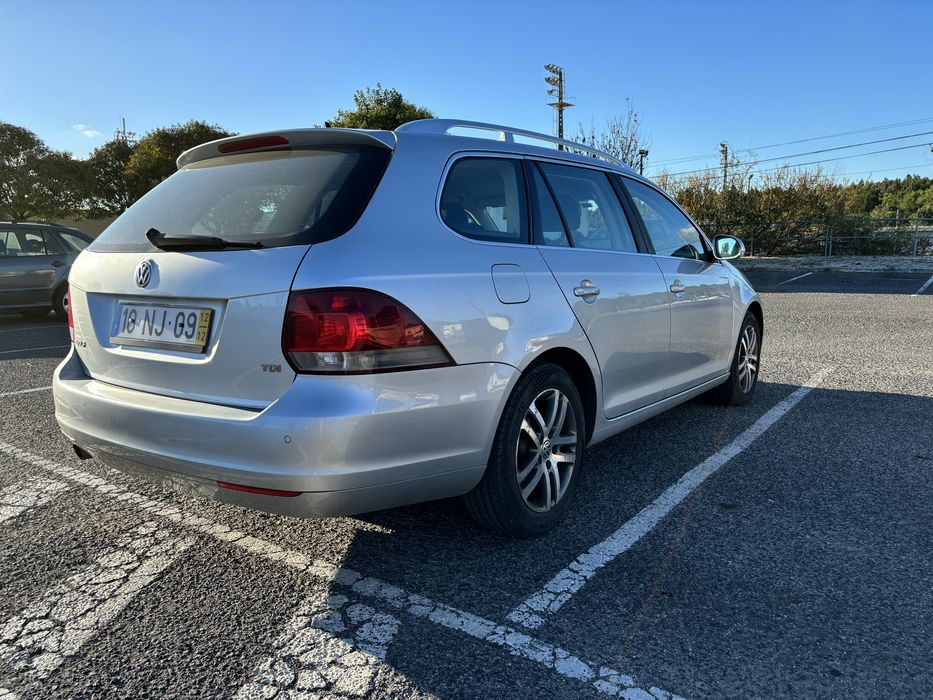 Volkswagen Golf Variant mk6 1.6 diesel - muito bem estimada