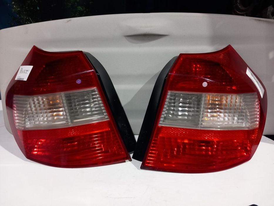 Farolim Stop traseiro esquerdo e direito BMW Serie 1 E81 E87