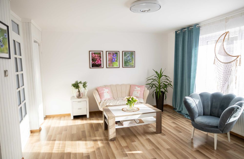 DOM PRZY LESIE - 370 m² pow. działki 1924 m²