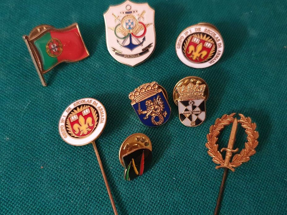 PINs e Alfinetes antigos: Militares, Políticos, Bancos, Desporto, PUB